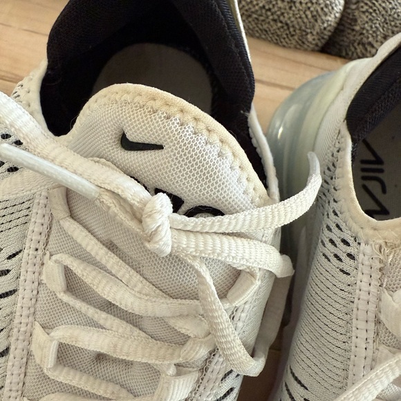 Nike Air Max White and Black Sneakers - Picture 3 of 8